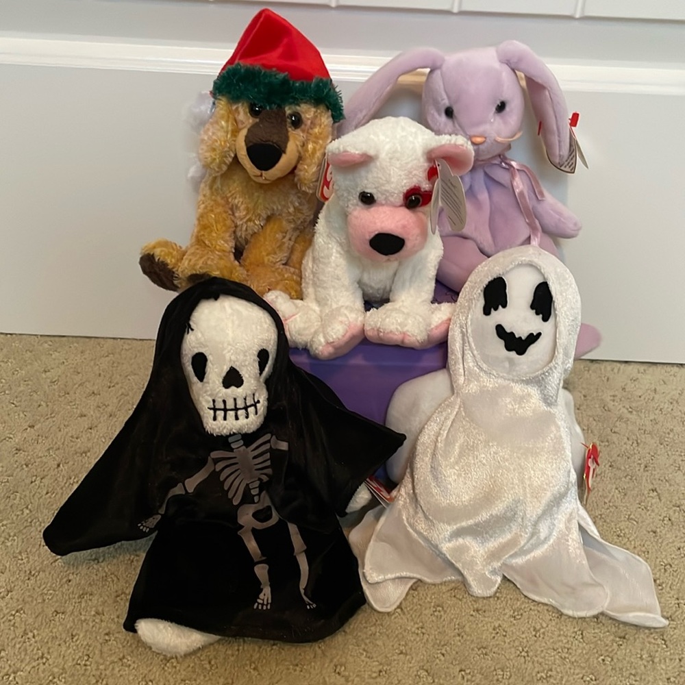 Ty Beanie Babies bundle of five Holiday Beanies